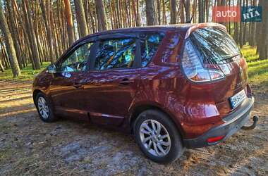 Renault Scenic  2013