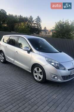 Renault Scenic  2010