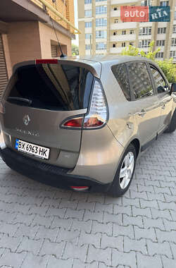 Renault Scenic 2012
