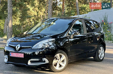 Renault Scenic  2015