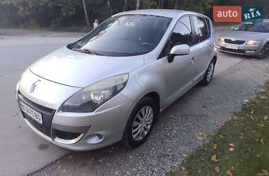 Renault Scenic  2011