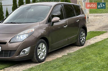 Renault Scenic  2011