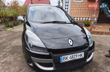 Renault Scenic 2011