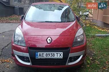 Renault Scenic 2011