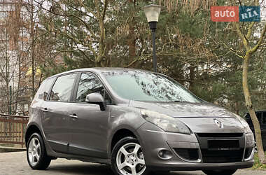 Renault Scenic  2010
