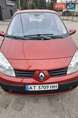 Renault Scenic  2004