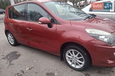 Renault Scenic  2010