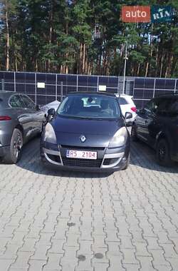 Renault Scenic  2011