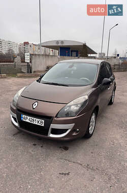 Renault Scenic 2011