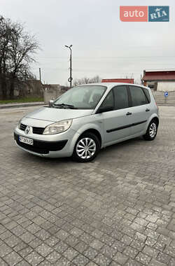Renault Scenic  2004