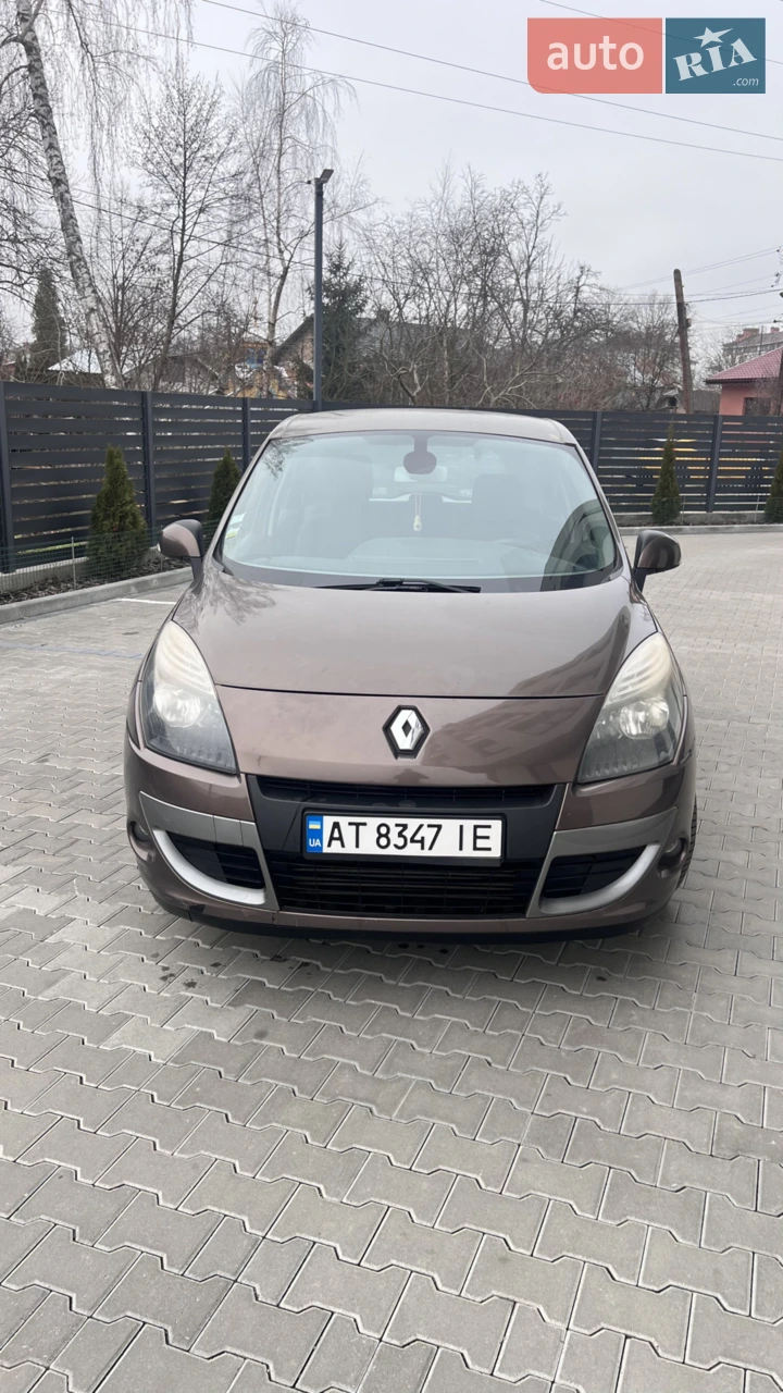 2011 Renault Scenic - мініатюра 2