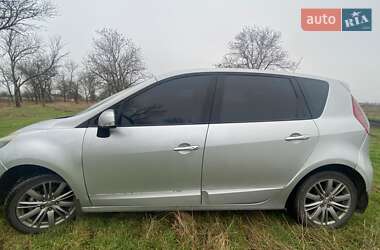 Renault Scenic  2011