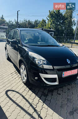 Renault Scenic 2011