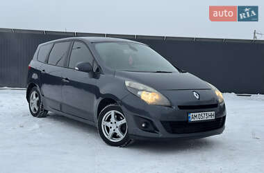 Renault Scenic  2011