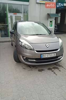 Renault Scenic  2012