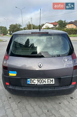 Renault Scenic  2004