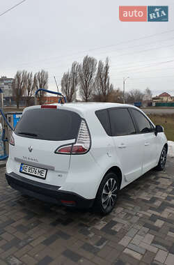Renault Scenic  2014
