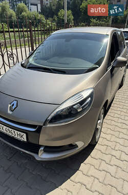 Renault Scenic 2012