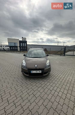 Renault Scenic  2010