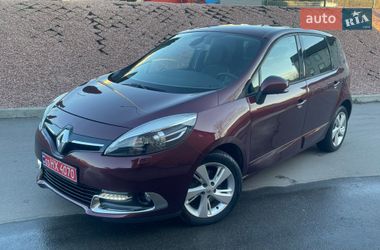Renault Scenic  2012