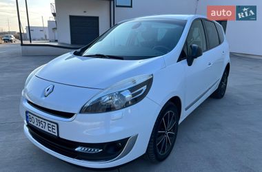 Renault Scenic  2012