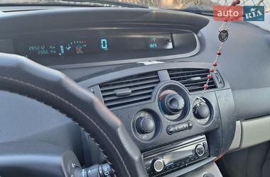 Renault Scenic  2003