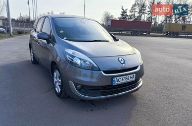 Renault Scenic  2012