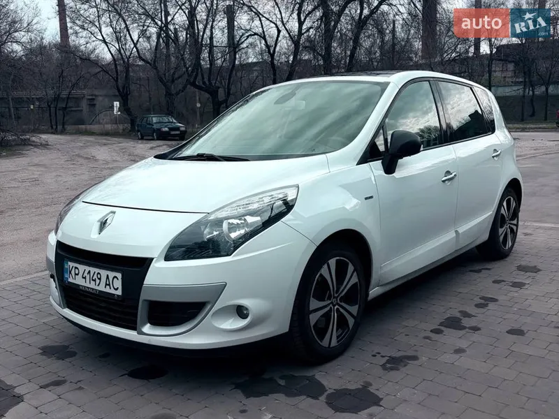 Renault Scenic 2012
