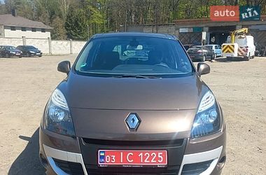 Renault Scenic  2011