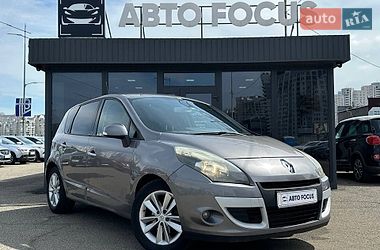 Renault Scenic  2010
