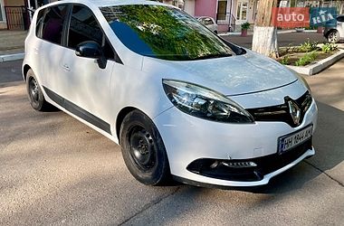 Renault Scenic  2013