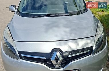 Renault Scenic  2015