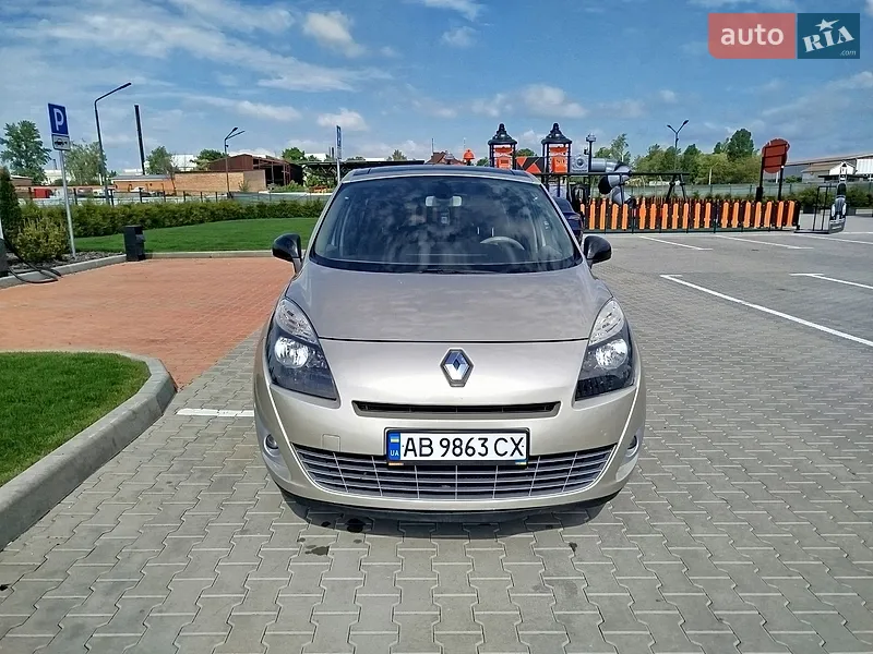 Renault Scenic 2011