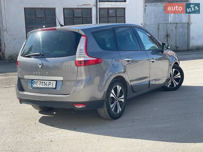 Renault Scenic 2011