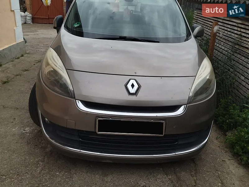Renault Scenic 2012