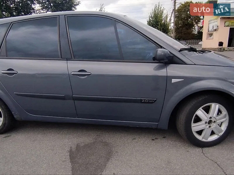Renault Scenic