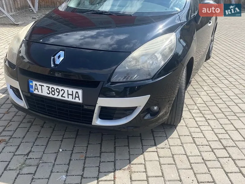 Renault Scenic 2011