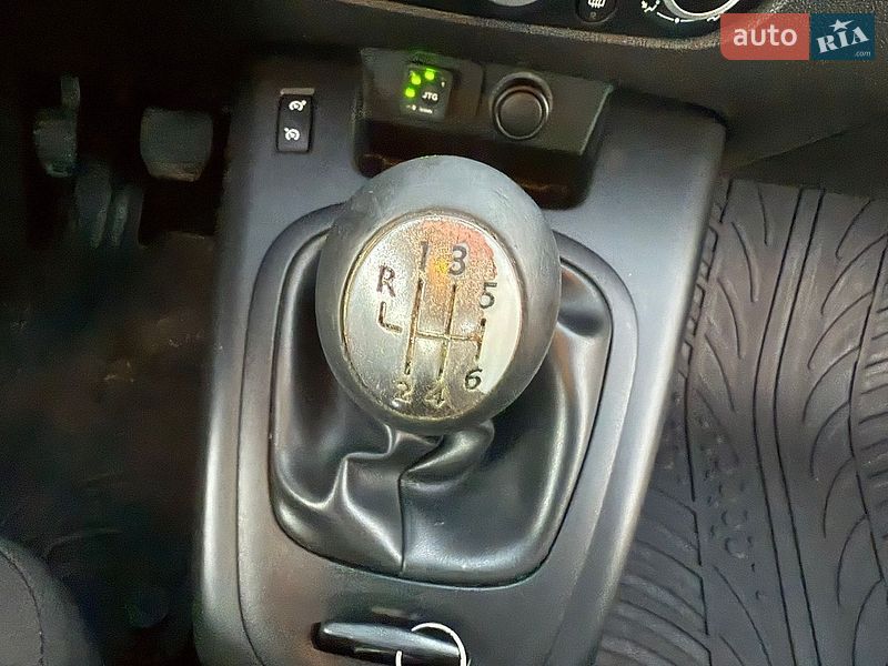 Минивэн Renault Scenic 2012 в Виннице