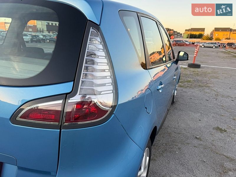 Минивэн Renault Scenic 2012 в Виннице