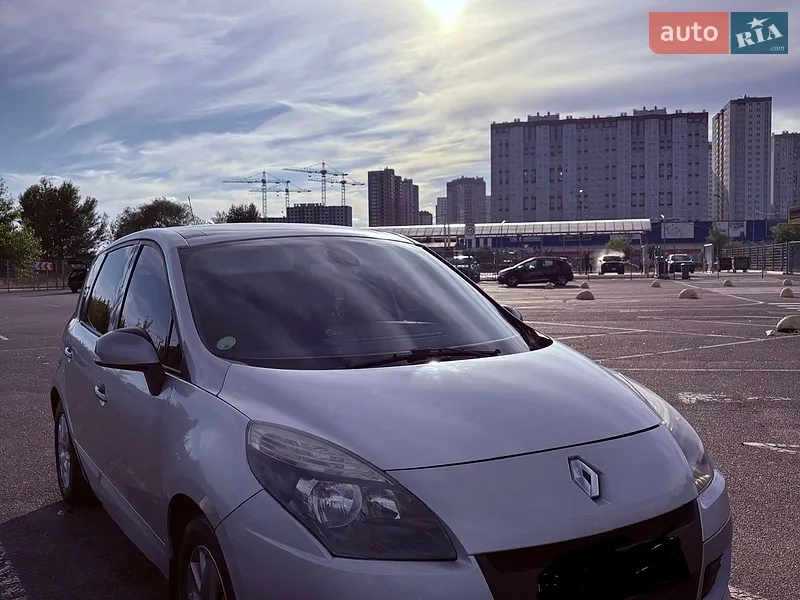 Renault Scenic