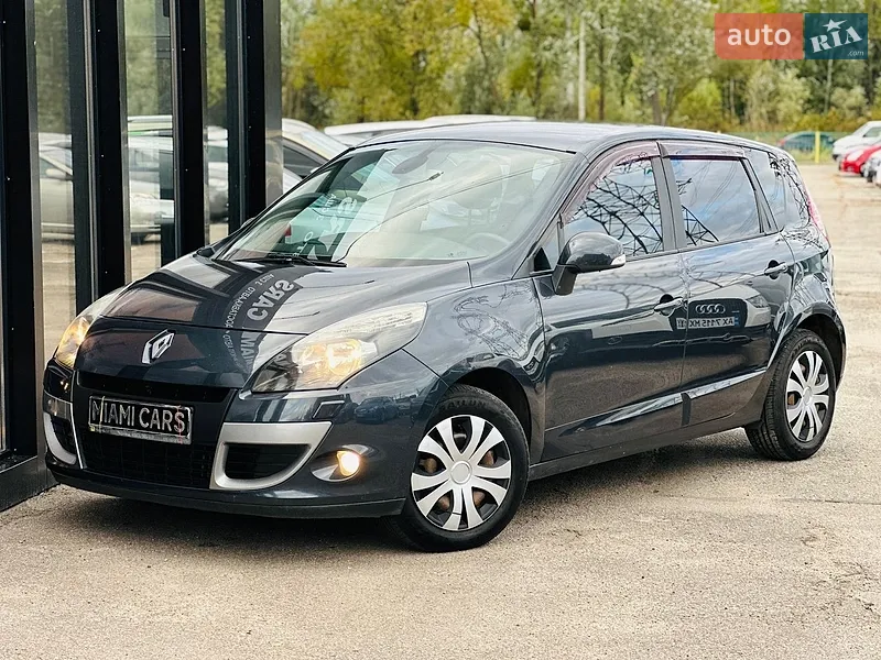 Renault Scenic 2011
