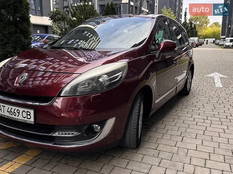 Renault Scenic 2012