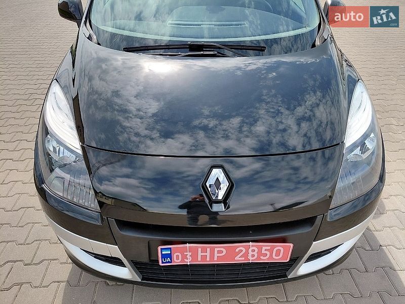 Мінівен Renault Scenic 2010 в Луцьку
