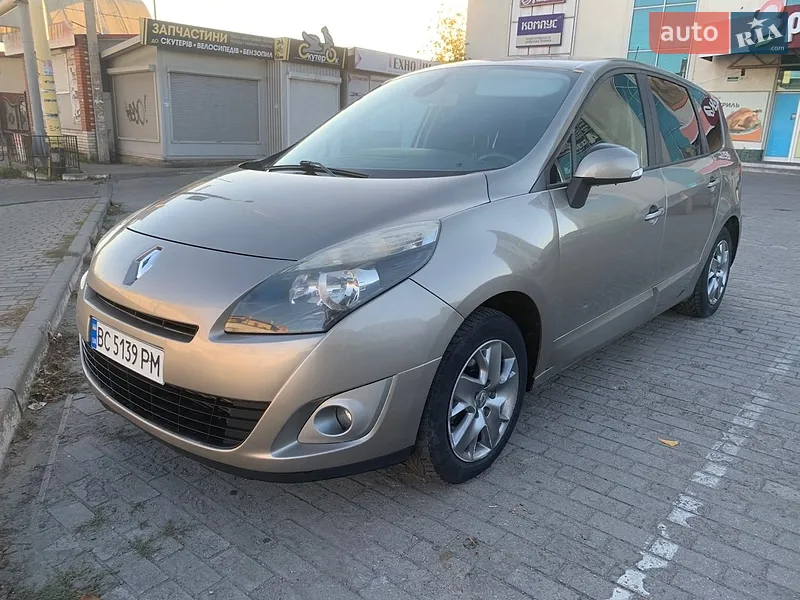Renault Scenic 2011