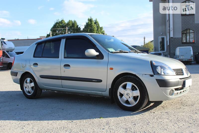 Renault Symbol 2003 года