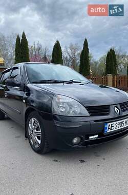 Renault Symbol  2005