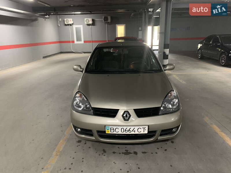 Седан Renault Symbol