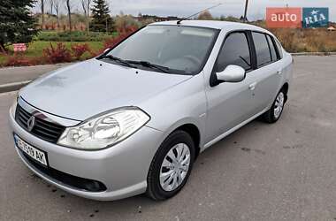 Renault Symbol  2012