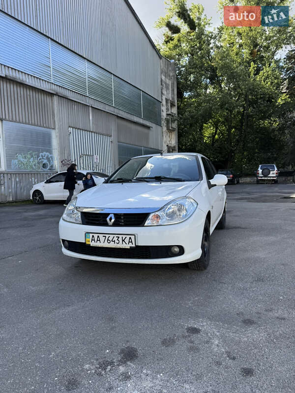 Седан Renault Symbol