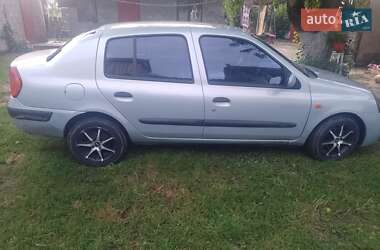 Renault Symbol  2004